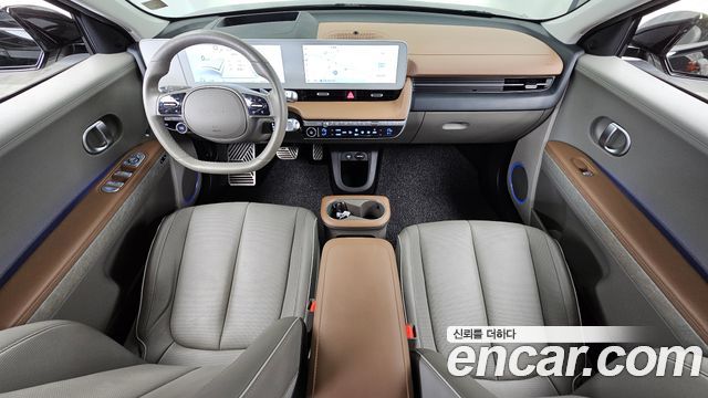 Hyundai IONIQ 5 — interior