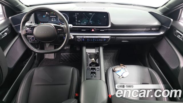 Hyundai IONIQ 6 — interior