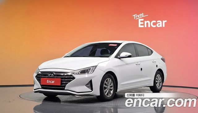 Hyundai Avante — exterior