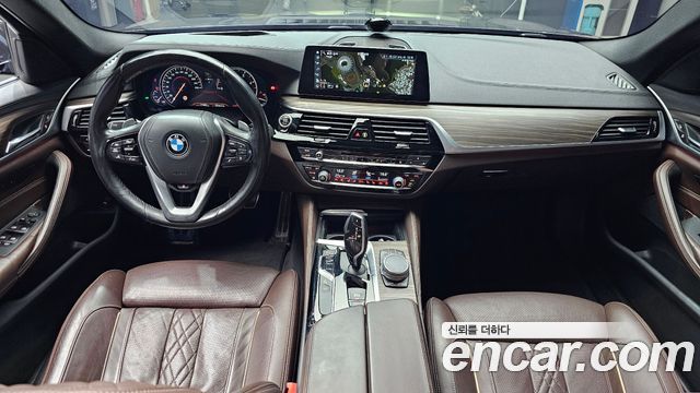 BMW 5 Series — interior