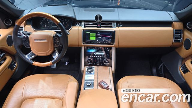 Land Rover Range Rover — interior