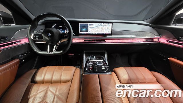 BMW 7 Series — interior