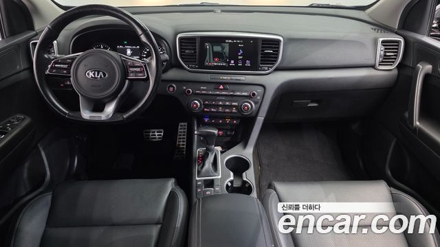 Kia Sportage — interior