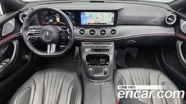 Mercedes-Benz CLS-Class — interior