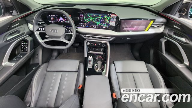 Audi Q5 — interior