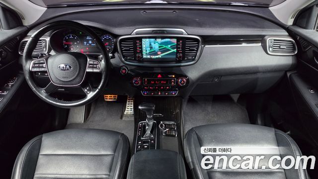 Kia Sorento — interior