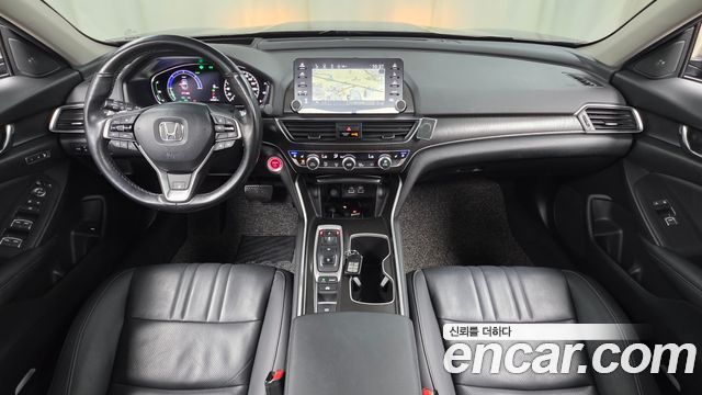 Honda Accord — interior