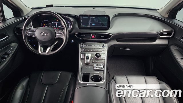 Hyundai Santa Fe — interior
