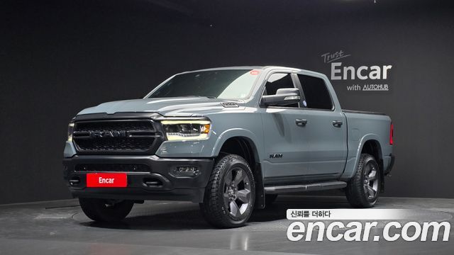 Dodge Ram Pickup — exterior