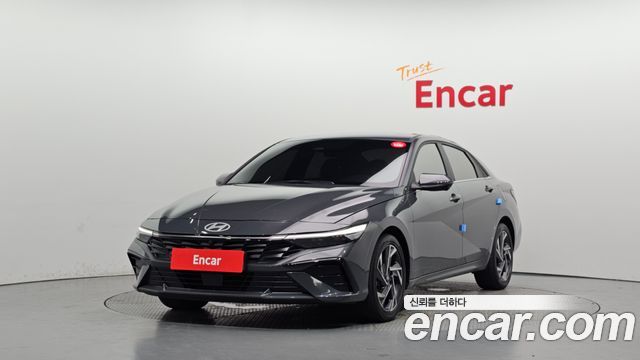 Hyundai Avante — exterior