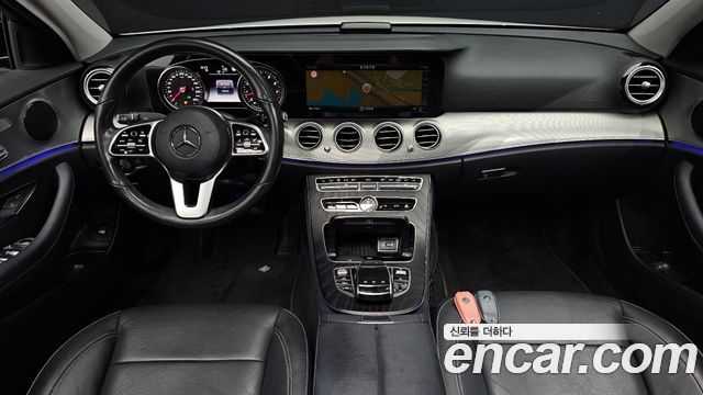 Mercedes-Benz E-Class — interior
