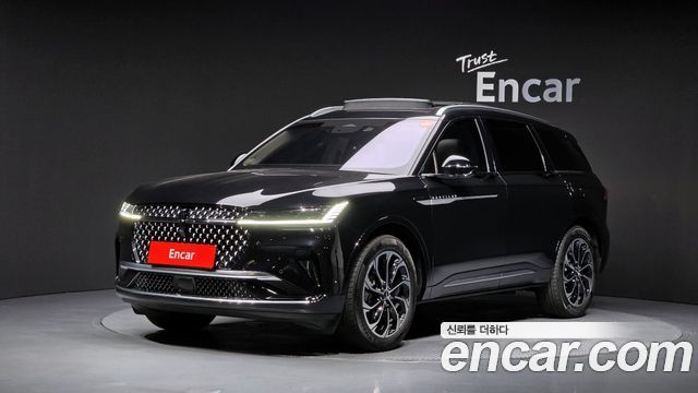 Lincoln Nautilus — exterior