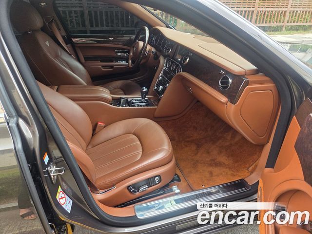 Bentley Mulsanne — interior