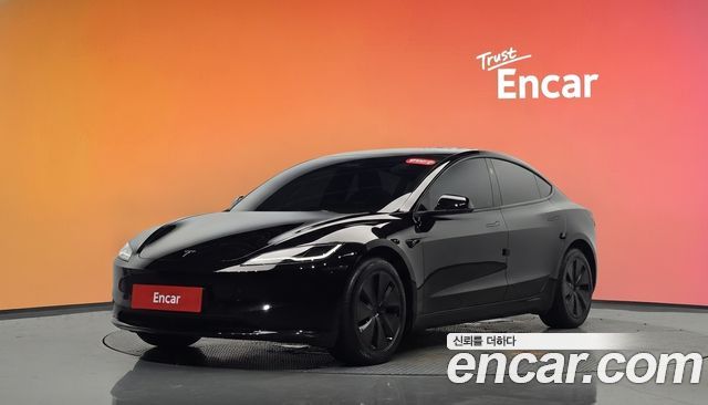 Tesla Model 3 — exterior