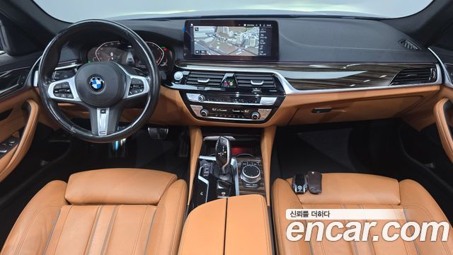 BMW 5 Series — interior