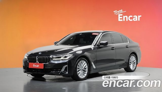 BMW 5 Series — exterior