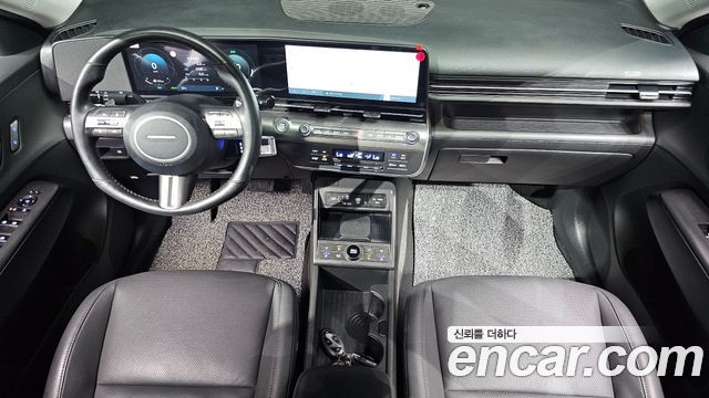 Hyundai Kona — interior