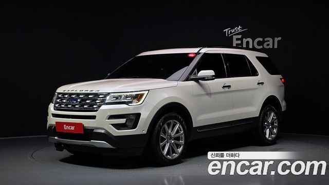 Ford Explorer — exterior