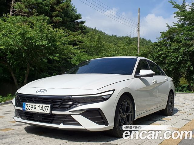 Hyundai Avante — exterior