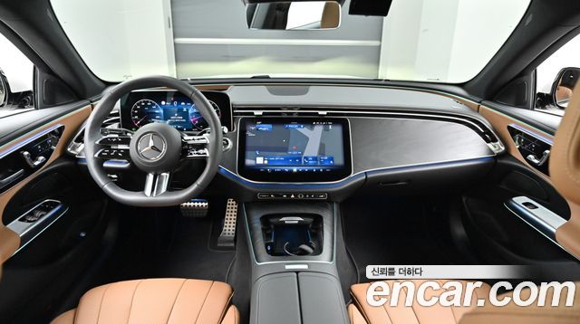 Mercedes-Benz E-Class — interior