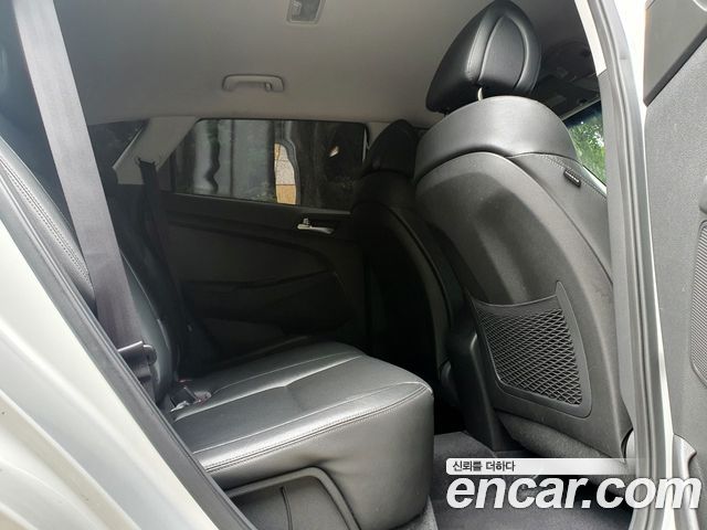 Hyundai Tucson — interior