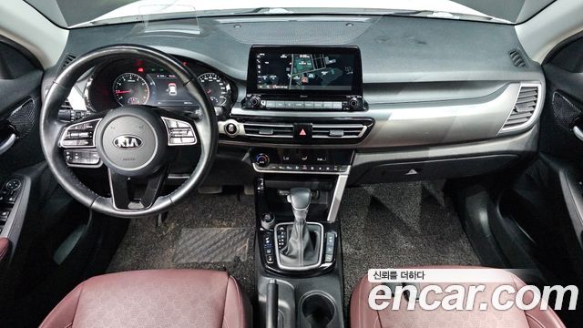 Kia Seltos — interior
