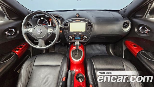 Nissan Juke — interior