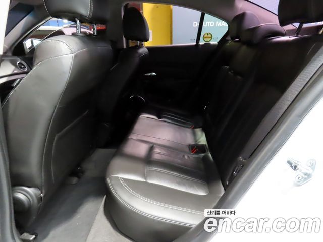 Chevrolet Korea Cruze — interior