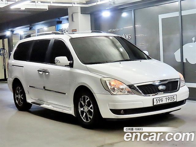 Kia Carnival — exterior