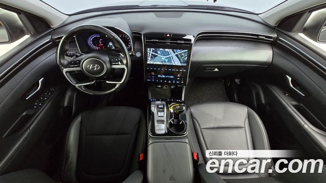 Hyundai Tucson — interior