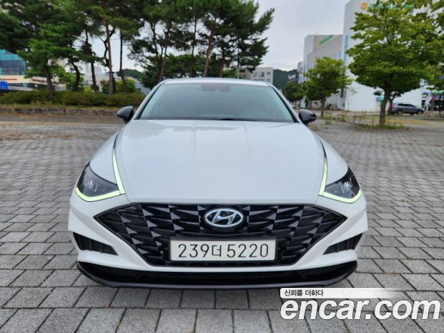 Hyundai Sonata — exterior