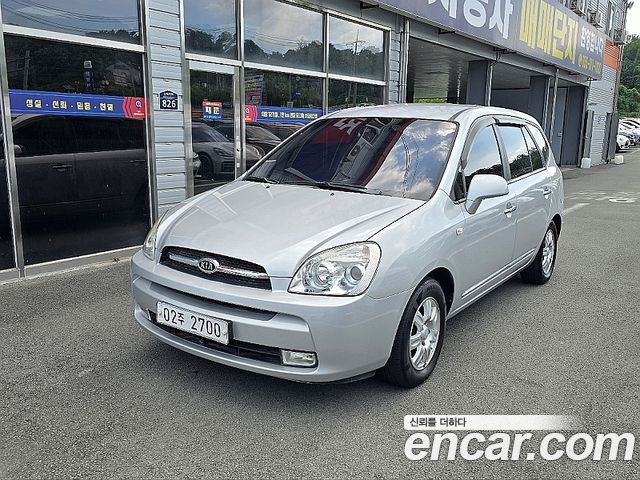 Kia Carens — exterior