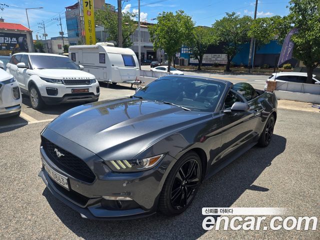 Ford Mustang — exterior