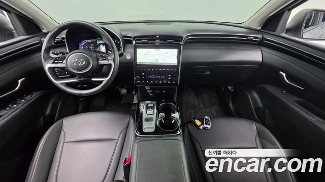 Hyundai Tucson — interior