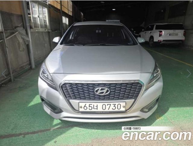Hyundai Sonata — exterior