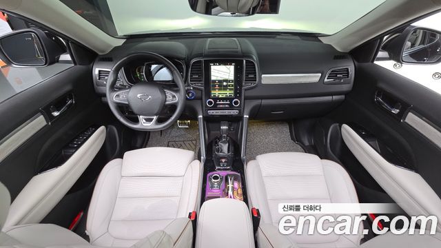 Renault Korea QM6 — interior