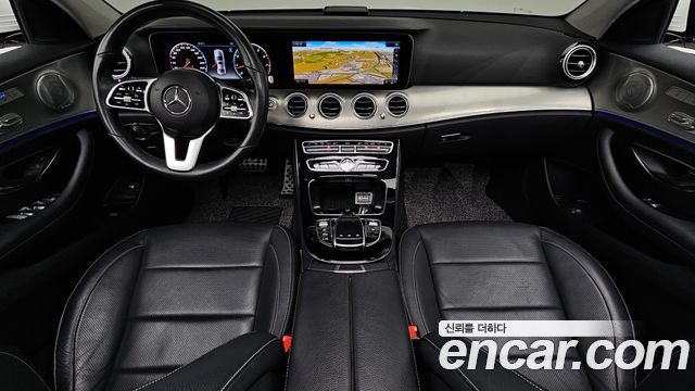 Mercedes-Benz E-Class — interior