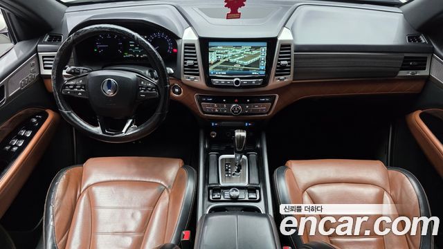 KG Mobility Rexton — interior