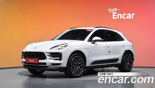 Porsche Macan — exterior