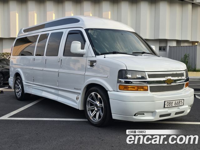 Chevrolet Express Van — exterior