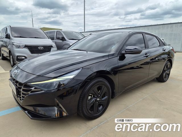 Hyundai Avante — exterior