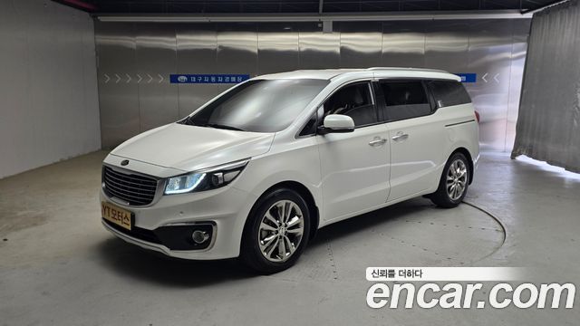Kia Carnival — exterior