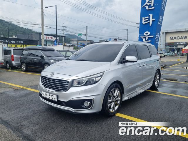 Kia Carnival — exterior