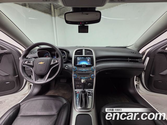 Chevrolet Korea Malibu — interior
