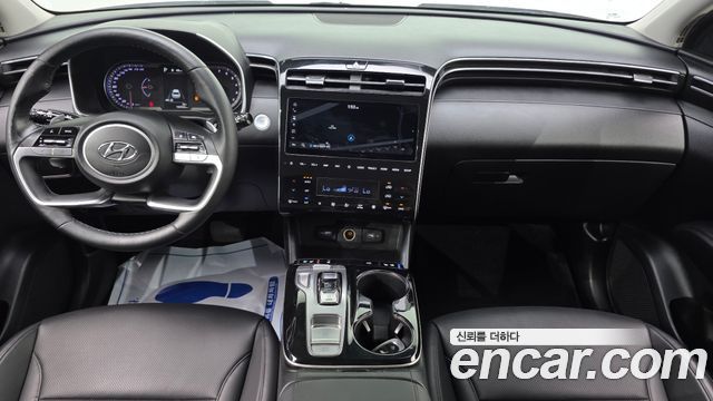 Hyundai Tucson — interior