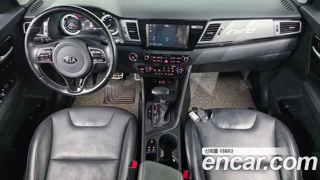 Kia Niro — interior