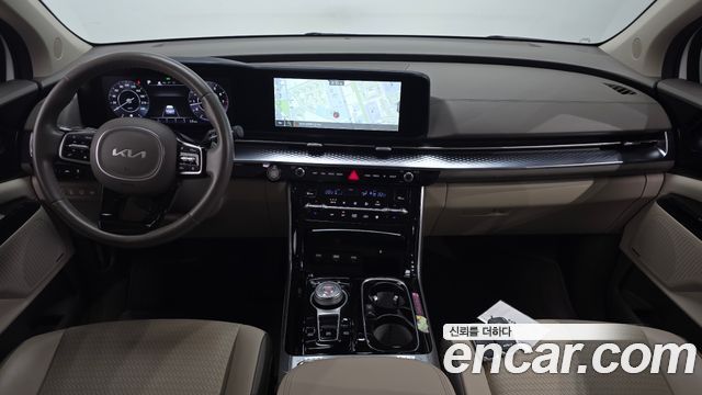 Kia Carnival — interior