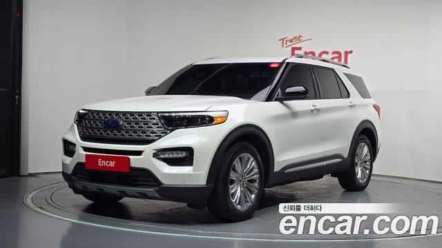 Ford Explorer — exterior