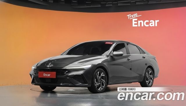 Hyundai Avante — exterior