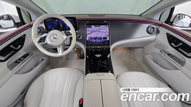 Mercedes-Benz EQE — interior